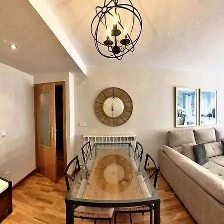 Tenagune - Tucasaenlospirineos Apartmán *